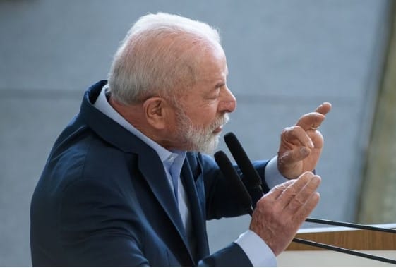 IOF: Lula chama decisão de Motta de “absurda”, mas prega diálogo
