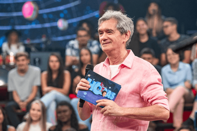 Serginho Groisman revela idade e detalhes da vida íntima