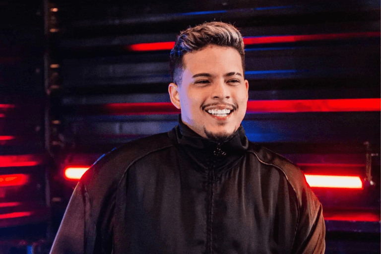 Felipe amorim surpreende a web com antes e depois de emagrecimento