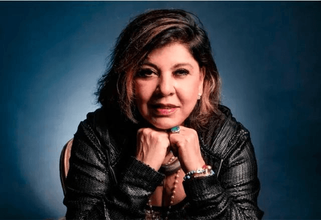 Roberta miranda rebate internautas e se declara “bi com orgulho”