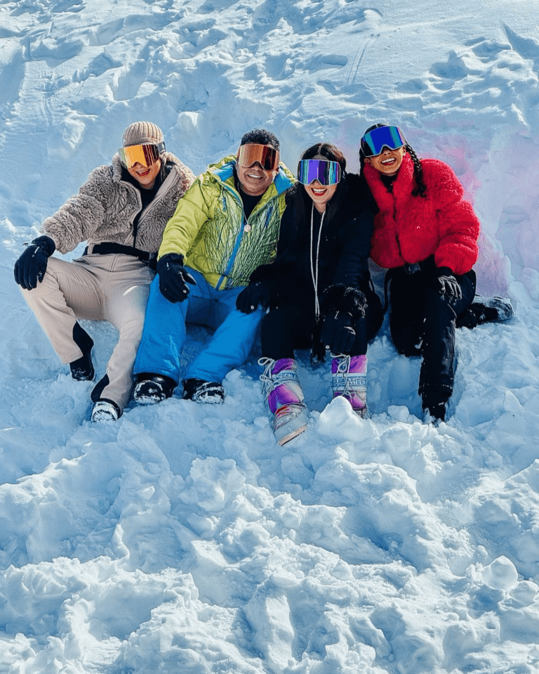 Batista lima curte férias na neve com a família