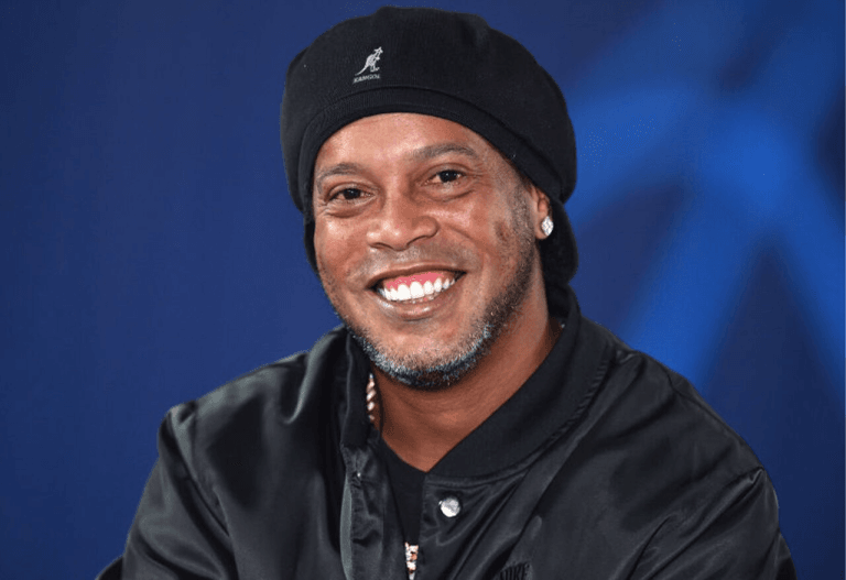 Ronaldinho Gaúcho anuncia 1º Álbum oficial e revela talentos como compositor