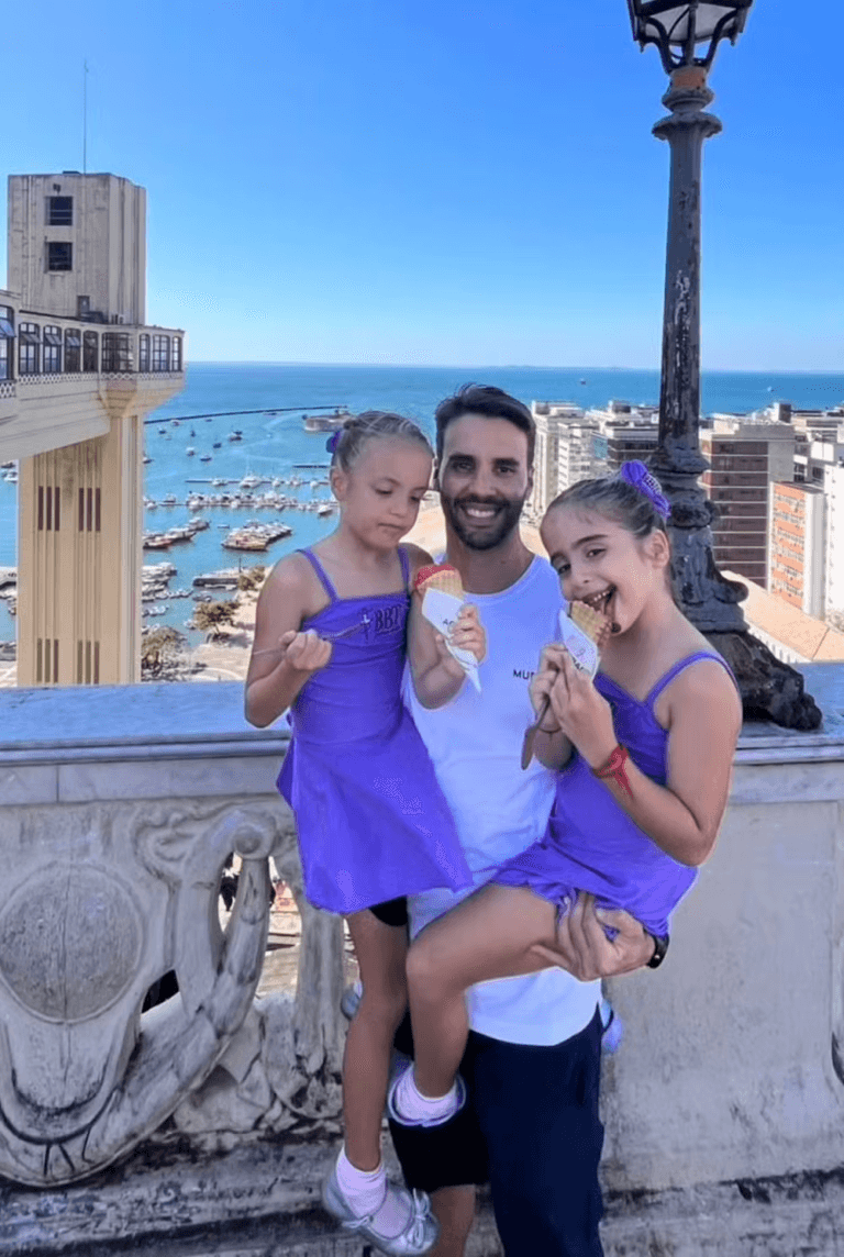 Daniel Cady celebra 8 anos das filhas gêmeas com Ivete Sangalo no primeiro aniversário após separação.