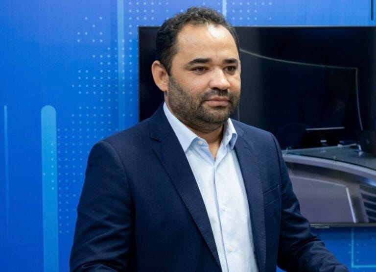 Carlino Souza assume o comando do programa ‘Realidade’ na rádio Itabaiana FM 93.1