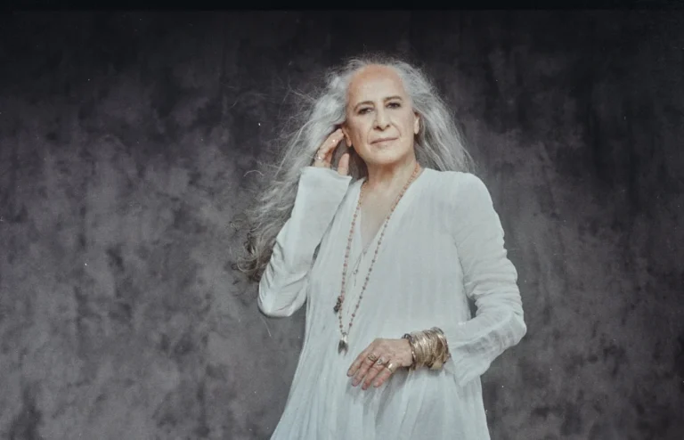 Maria Bethânia volta ao Coala Festival em 2026 para celebrar 60 anos de carreira