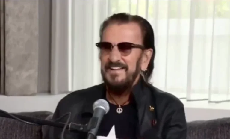 Ringo Starr conta como John Lennon reagiu à batida de “Come Together”