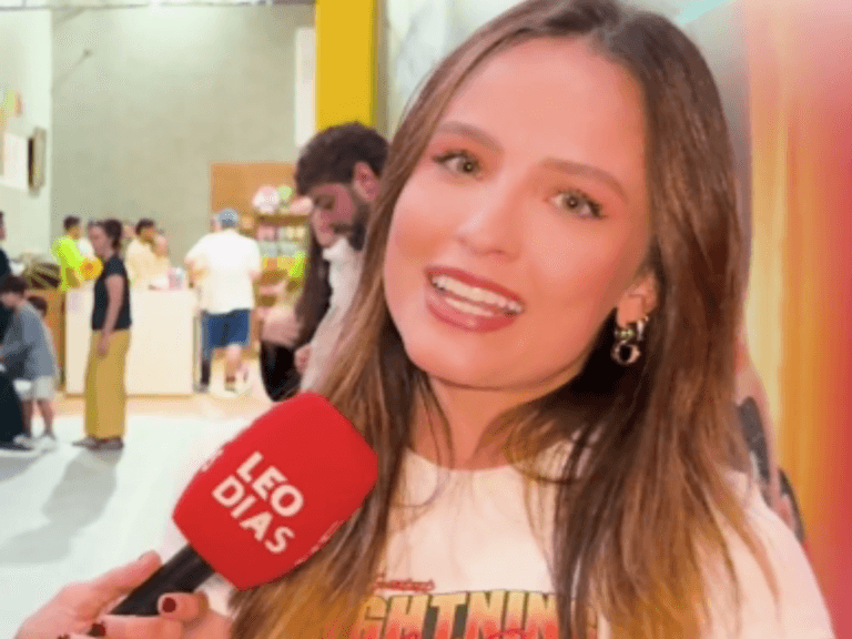 Larissa Manoela planeja estreia no teatro e papel de Carmen Miranda no cinema