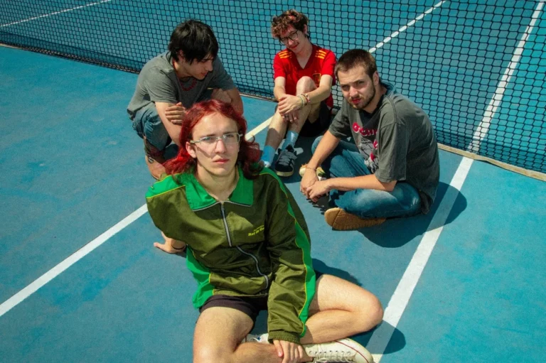 Projeto +um Tour confirma 14 shows de Chococorn and the Sugarcanes e Vitor Brauer no Brasil, Argentina e Uruguai