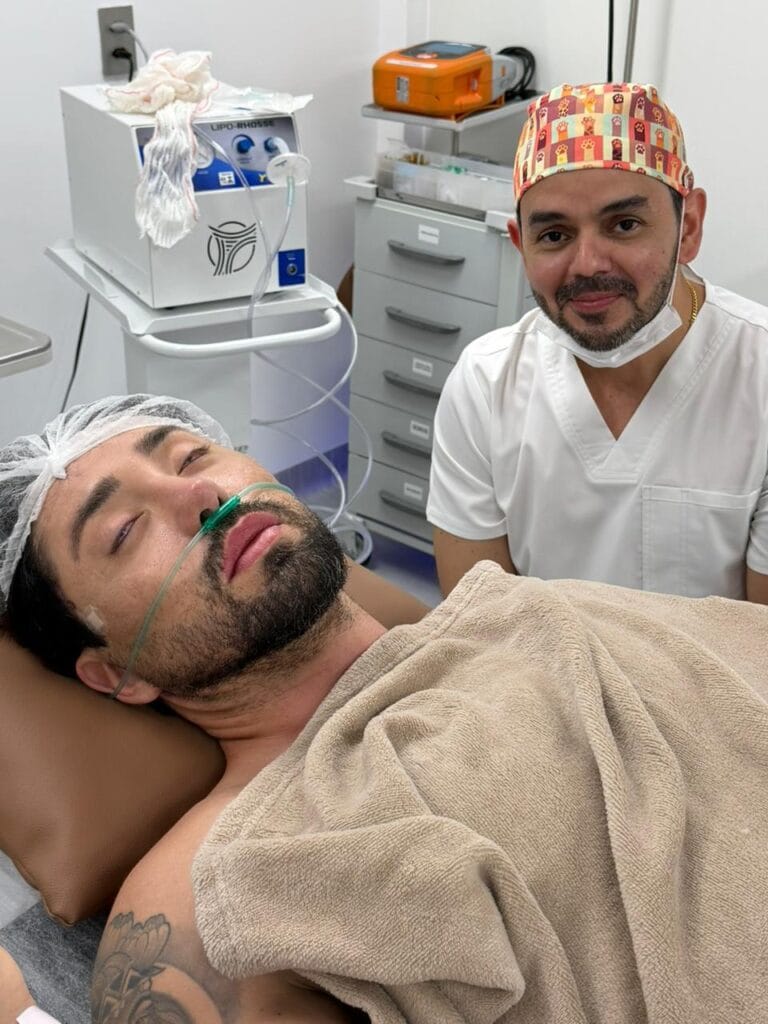 Rico Melquiades fala em diminuir a altura e cogita trocar os pés após nova rodada de cirurgias
