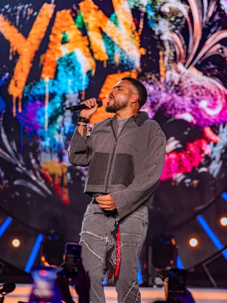 Yan reúne Dilsinho, Léo Santana e outros artistas na gravação do DVD “Chegou Nosso Momento”