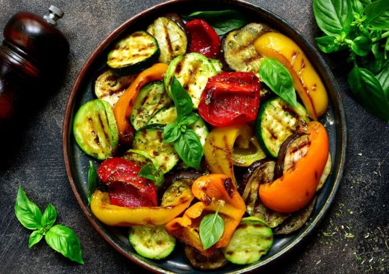 Nutricionista ensina a assar legumes de uma vez para consumo durante toda a semana