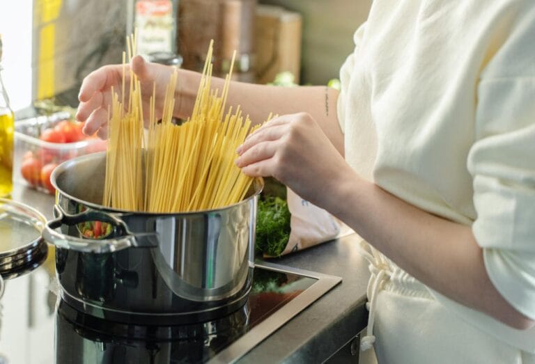 Dez truques simples agilizam tarefas na cozinha e evitam desperdícios