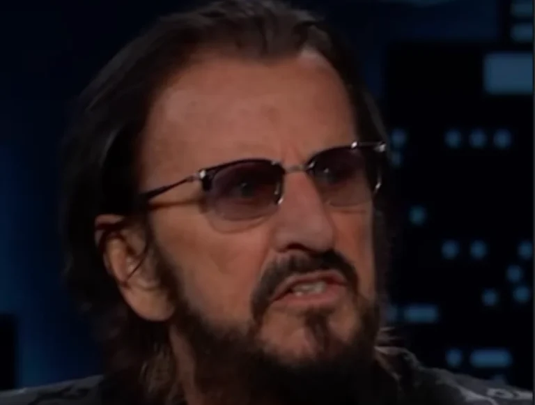 Ringo Starr relembra criação da capa de “Abbey Road” e nega que Beatles estivessem sob efeito de drogas