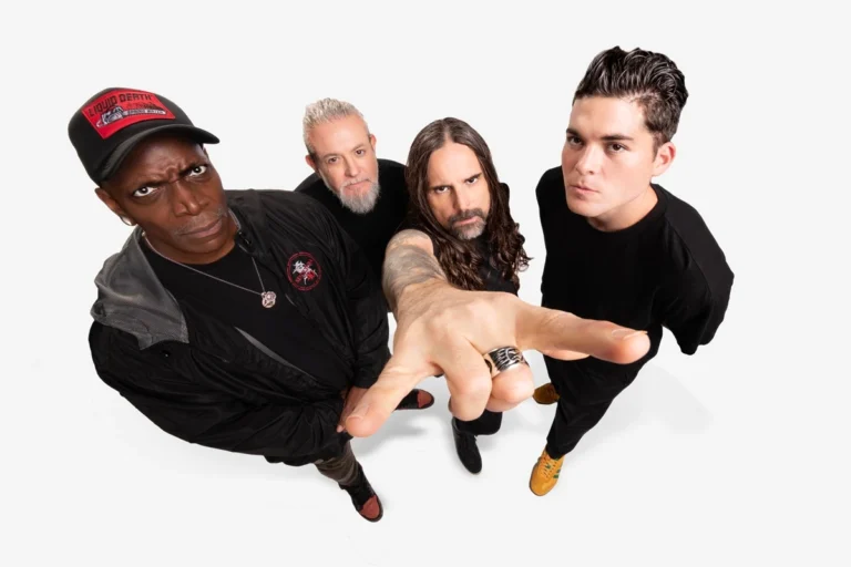 EP de despedida do Sepultura traz balada inédita e parcerias com integrantes dos Titãs