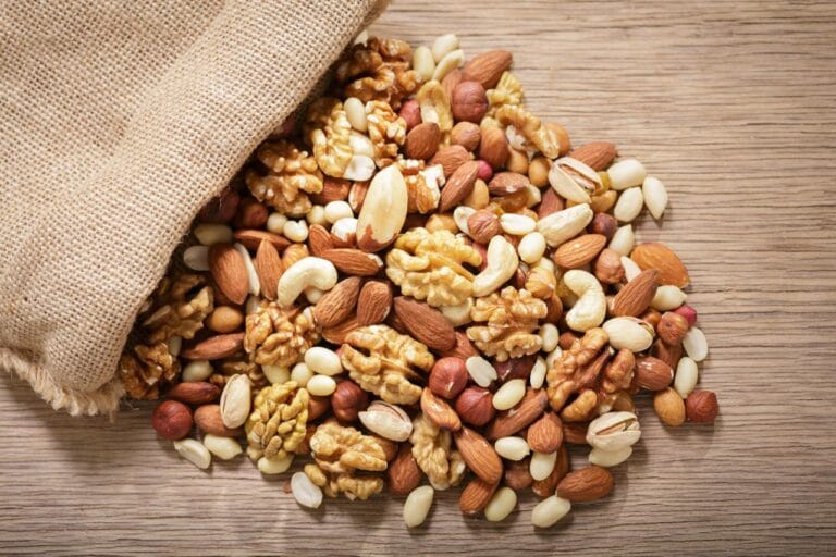 Amêndoa e castanha-de-caju apresentam menor valor calórico entre as oleaginosas mais consumidas