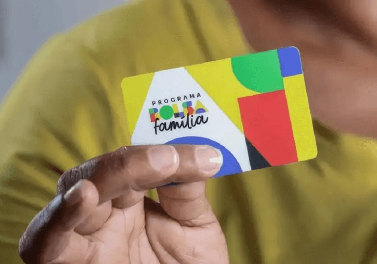 Governo convoca beneficiários do Bolsa Família para cadastrarem biometria até 2026