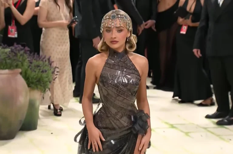Sabrina Carpenter diz que “Shrek 2” é seu filme favorito durante o Met Gala 2026