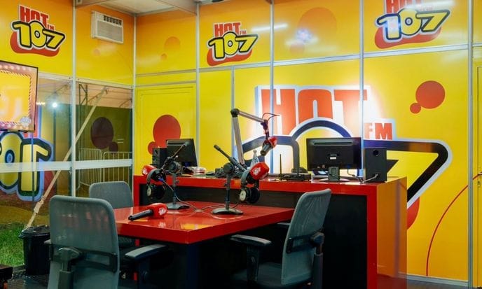 Hot 107 FM faz 15ª cobertura consecutiva da Facilpa e amplia estratégia multiplataforma