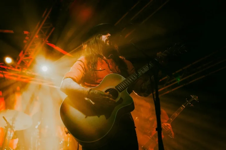 Shawn James confirma três apresentações no Brasil em agosto de 2026