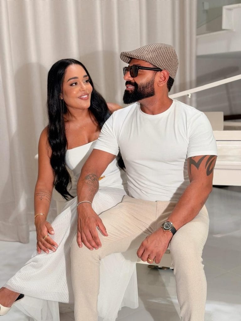 Pablo do Arrocha surpreende esposa com bolsa de mais de R$ 200 mil no Dia das Mães