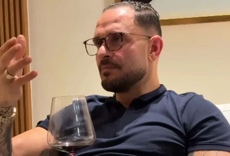 Diogo Nogueira exalta Emílio Santiago e o chama de “maior cantor do mundo”