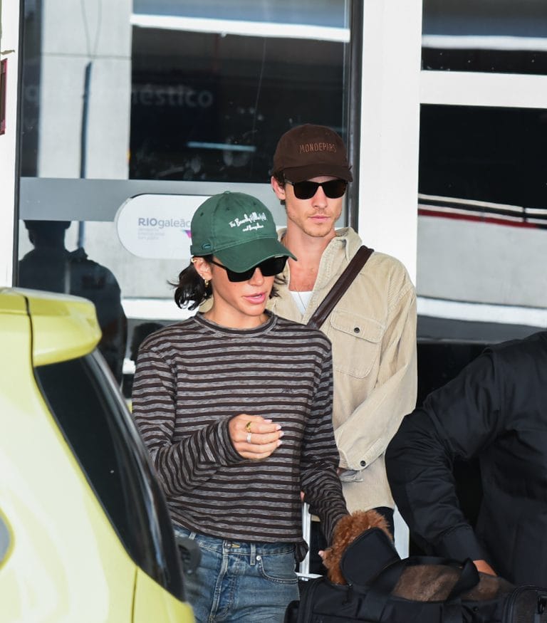 Shawn Mendes fere a mão e é levado à emergência por Bruna Marquezine em Beverly Hills