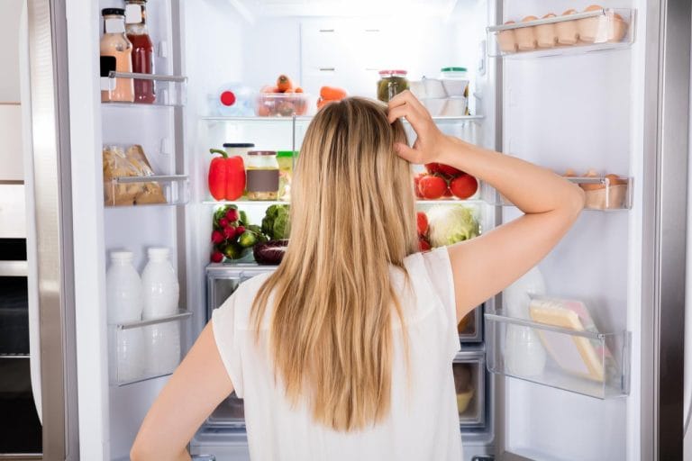 Guia detalha onde acomodar cada alimento na geladeira para aumentar a durabilidade