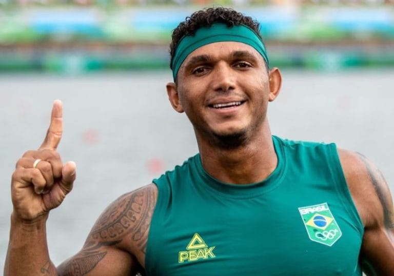 Isaquias Queiroz conquista ouro e Gabriel Assunção leva bronze na etapa alemã da Copa do Mundo de Canoagem