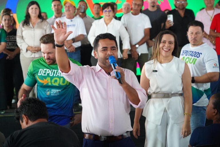 Programa Deputados Aqui faz 48ª edição em Senador Canedo com milhares de atendimentos gratuitos