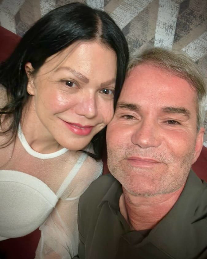 Simone Poncio, 50, detalha gestação por fertilização in vitro e complicação superada