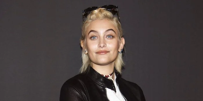 Paris Jackson cobra R$2,3 milhões em juros de executores do espólio de Michael Jackson