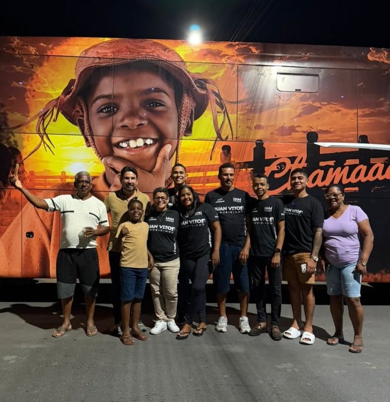 Do “impossível” ao ônibus de turnê: Cantor mirim Ruan Vitor Vaqueirinho celebra conquista marcante na carreira