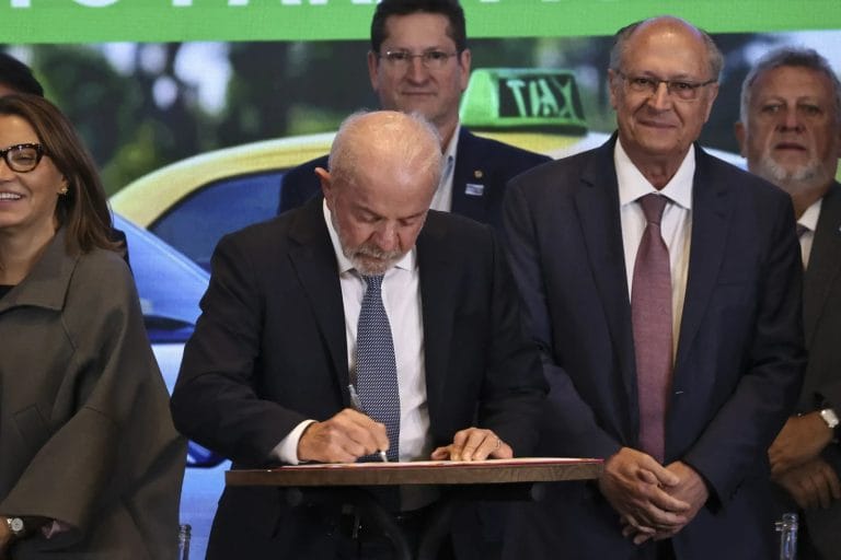 Ata do Copom pode definir rumo dos juros após corte gerar incerteza