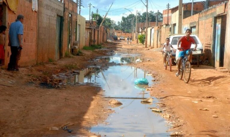Brasil lidera ranking negativo pelo 15º ano seguido em retorno de impostos