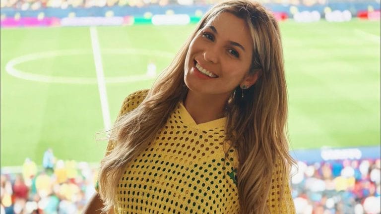 Brasil vence Haiti e presenteia Lívia Andrade no aniversário de 43 anos