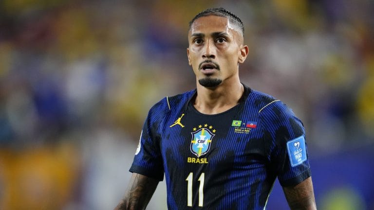Brobbey marca dois e Holanda chega a 100 gols em Copas do Mundo