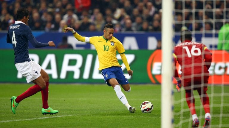 Dirigente do Fla detona convocação de Neymar e cobra Pedro na Seleção