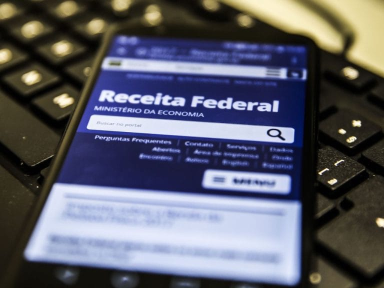 FMI: Normalização de tráfego em Ormuz levará tempo, afirma diretora