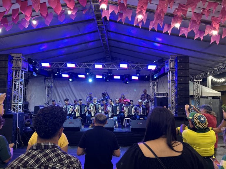 Forró Caju 2026 inicia com valorização da cultura sergipana no Palco Gerson Filho