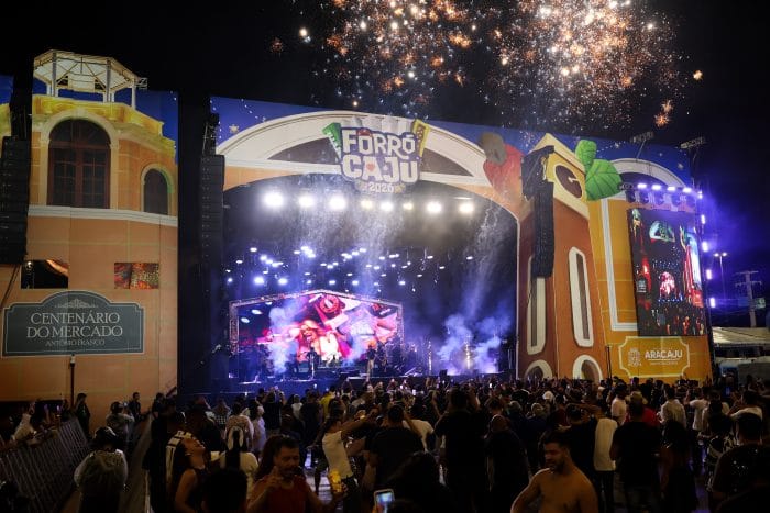 Forró Caju recebe sertanejo e romantismo na quarta noite desta segunda