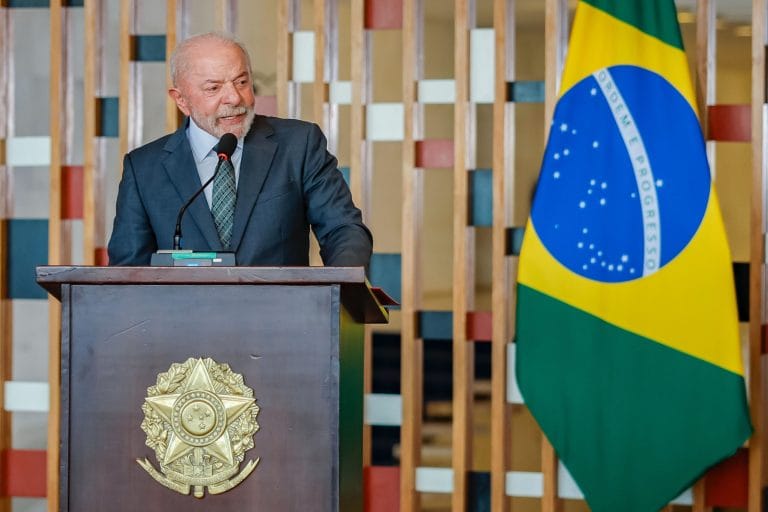 General alerta: atraso tecnológico pode comprometer defesa do Brasil