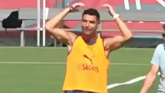 Georgina detona namorada de jogador que criticou Cristiano Ronaldo
