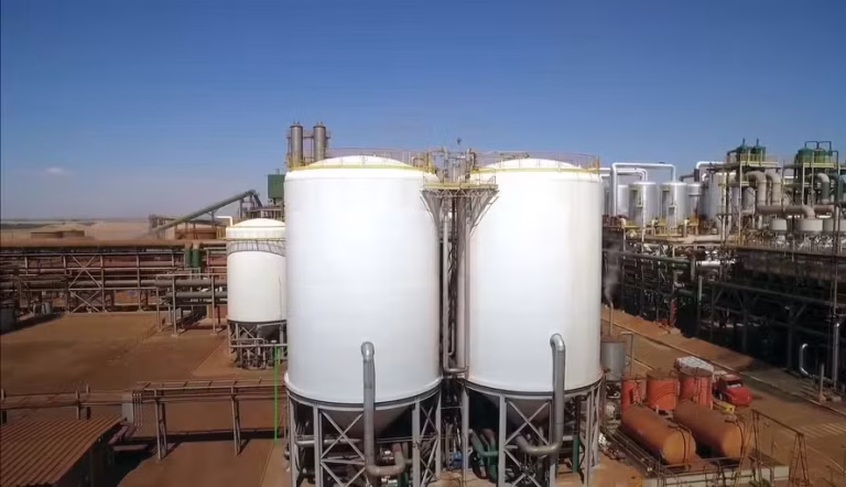 Grupo Aroeira capta R$ 618 milhões do BNDES para planta de etanol em Minas Gerais