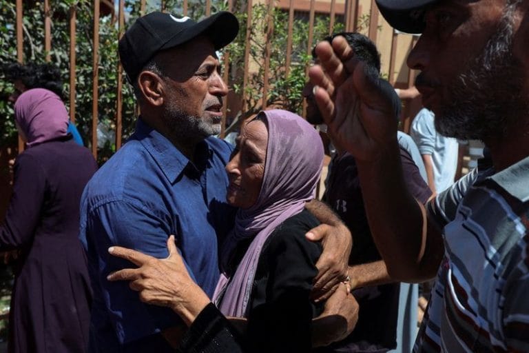 Israel mata nove em Gaza, incluindo mulheres e criança em apartamento