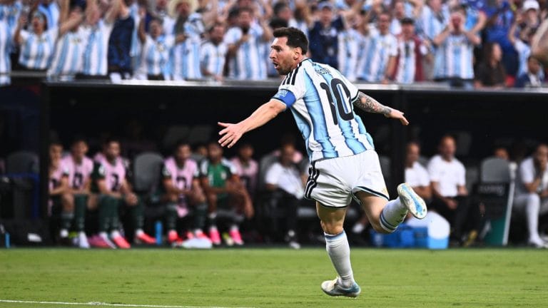 Messi chora após primeiro gol na Copa e revela dias difíceis antes do tri