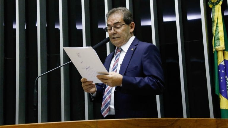 PEC dos agentes de saúde pode custar R$ 28 bi à União