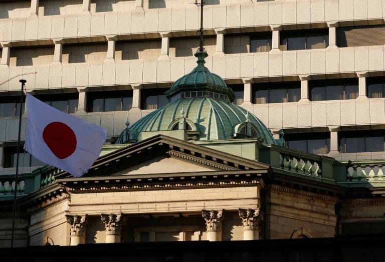 Presidente do Banco do Japão condiciona aumento de juros à economia e inflação