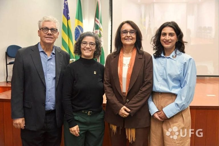 Roberto Nunes e Ana Cláudia assumem direção da Rádio UFG FM para mandato 2026-2030