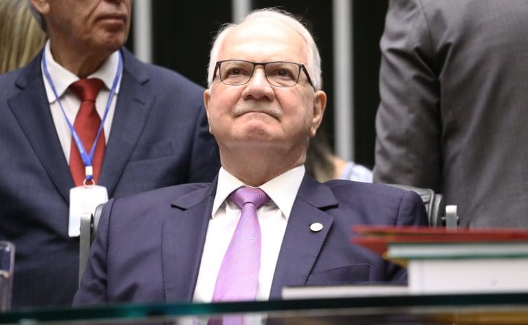 STF no centro das crises políticas, afirma especialista sobre caso Master