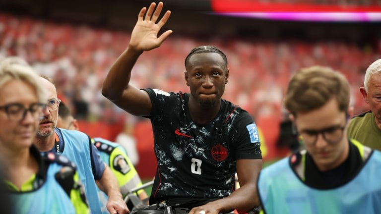 Suécia aposta em Isak, estrela do Liverpool, para duelo contra a Holanda